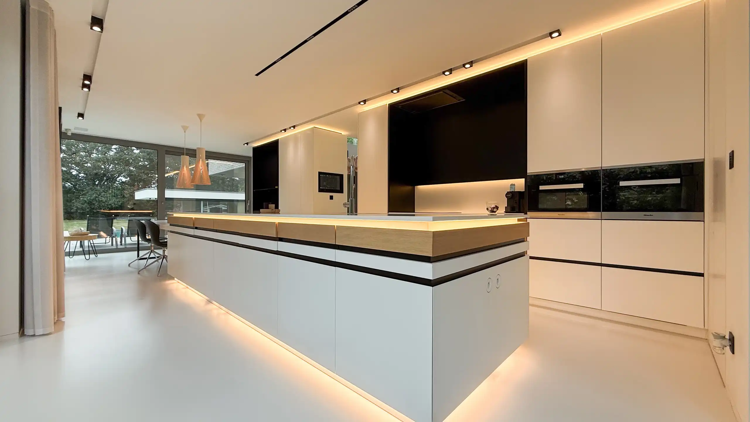 High-end instapklare woning met 4slpk, zwembad + terras! foto 11