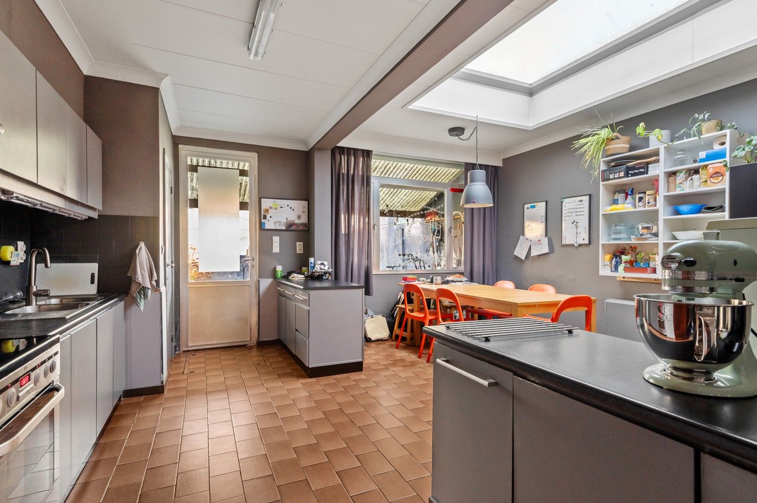 Verrassend ruime woning op toplocatie te koop te Deurne Zuid foto 9