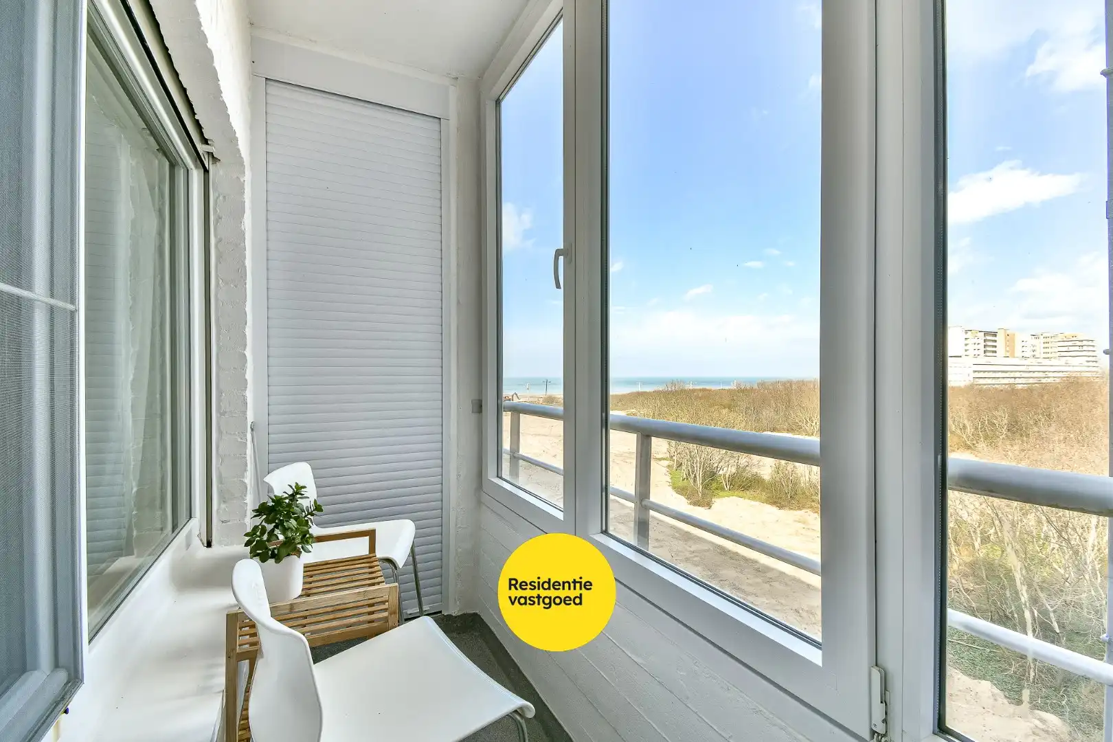 Instapklaar twee-slaapkamer-appartement op mooie locatie foto 11