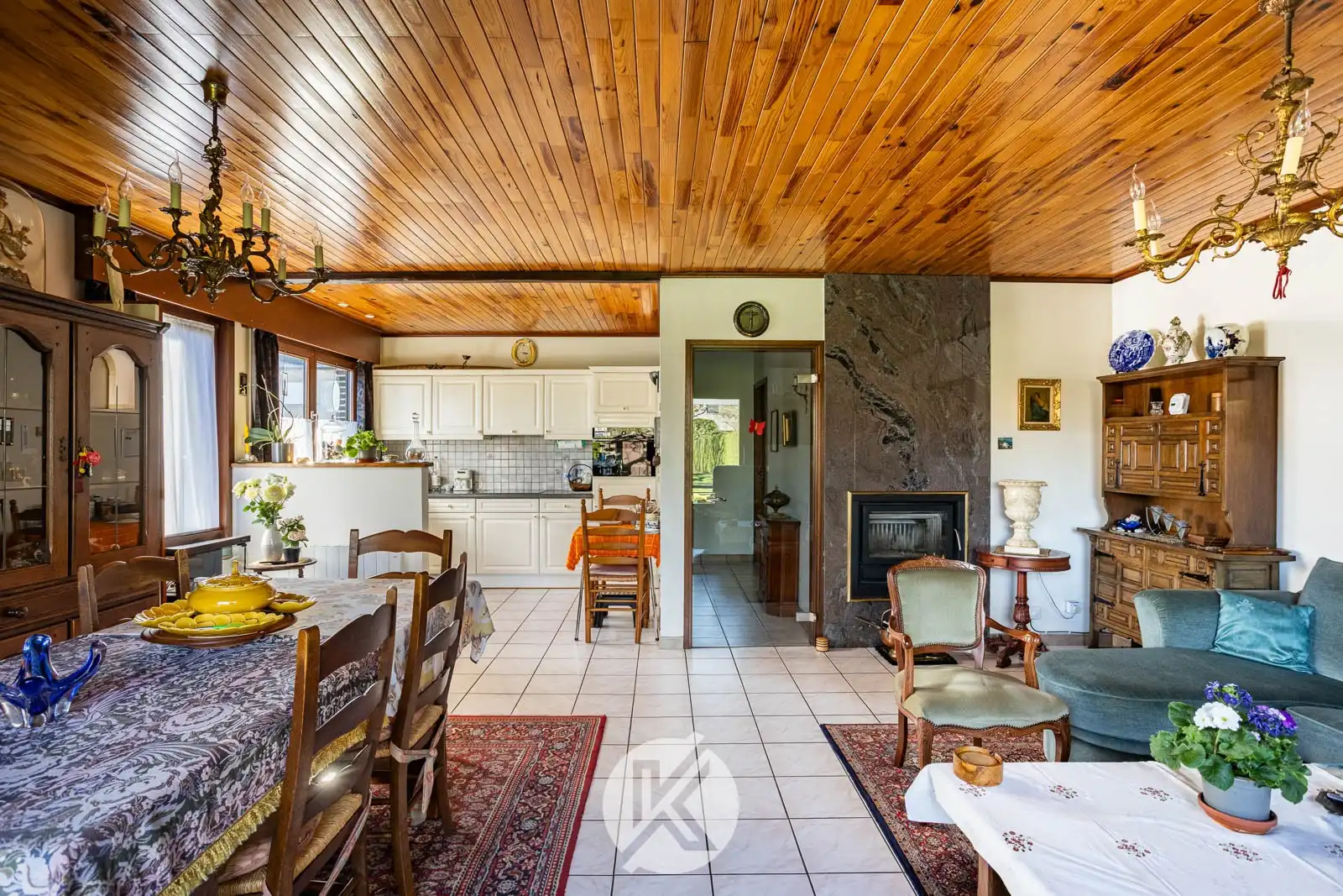 Verzorgde gezinswoning op een gegeerde locatie foto 8