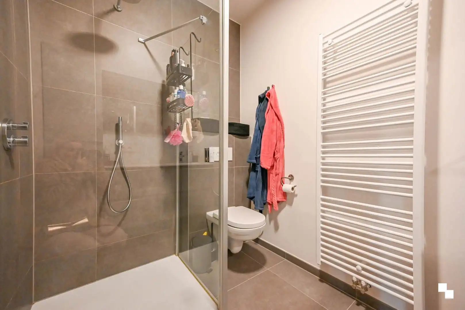 Uniek bijna energieneutraal hoekappartement met ruim terras foto 24