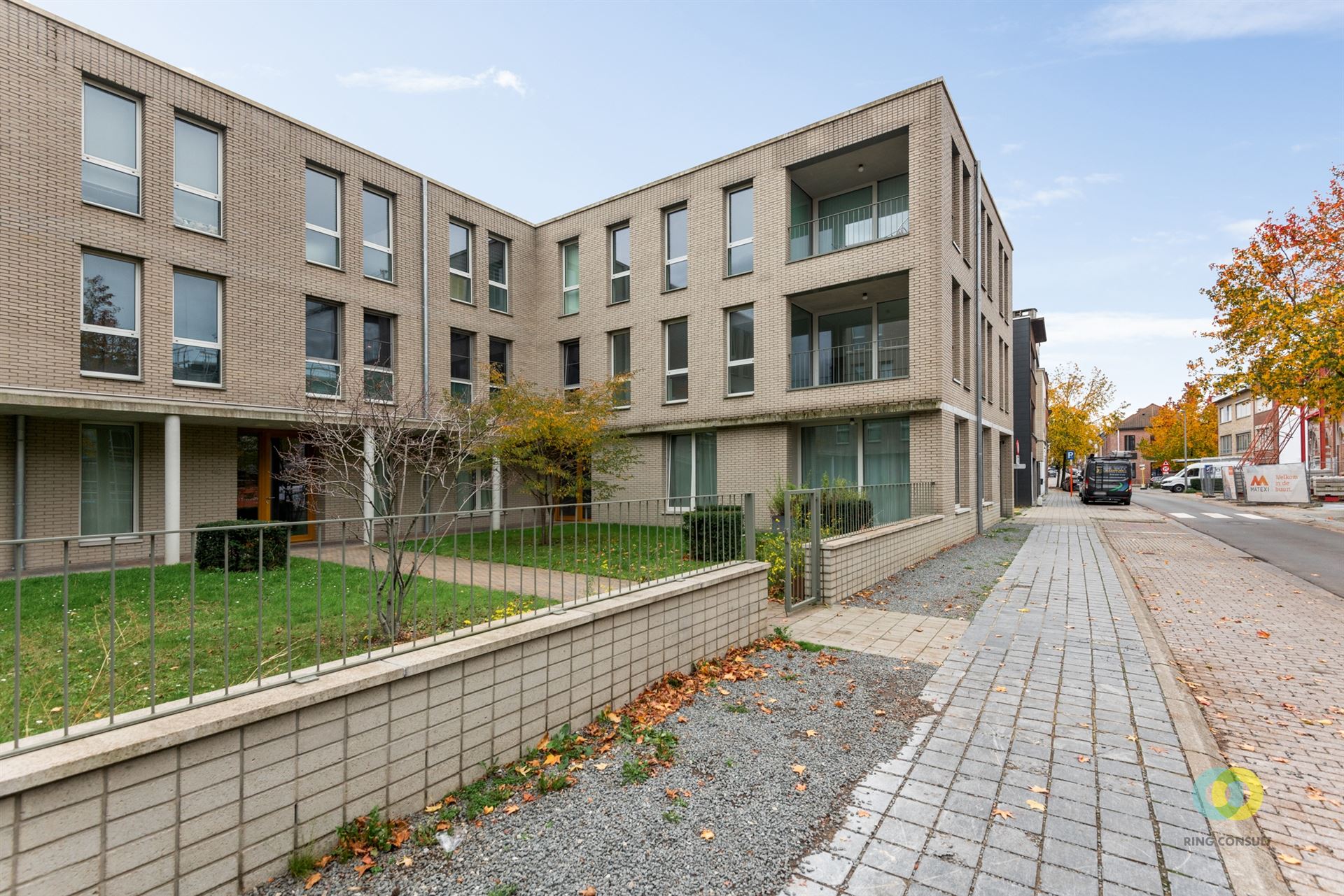 Mooi appartement met twee kamers en terras foto 16
