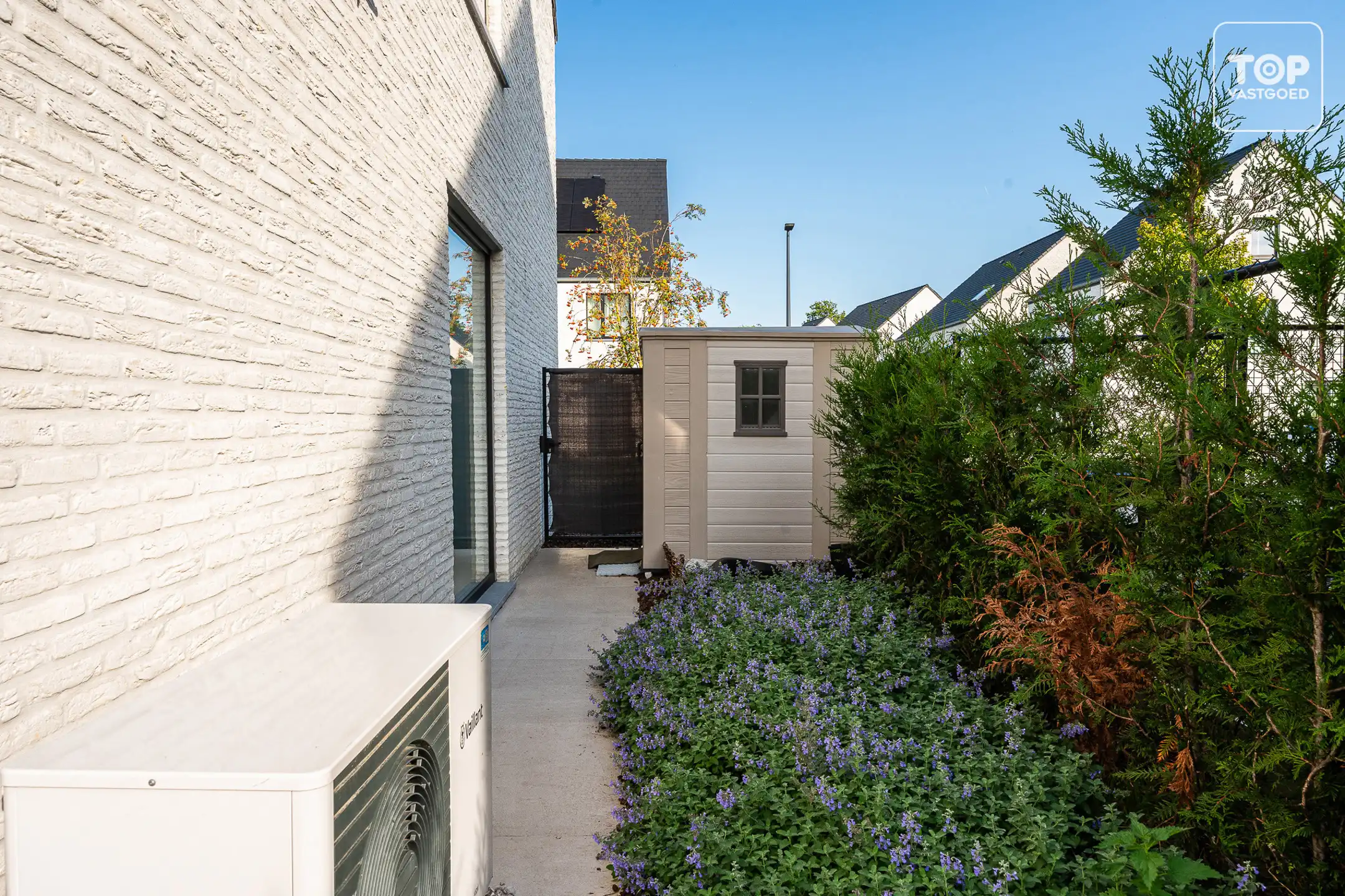 Nieuwbouwwoning met 4 slaapkamers, tuin en carport  foto 28