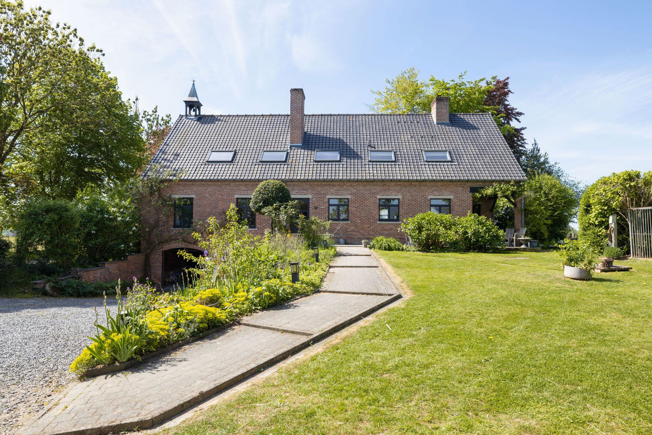 Prachtige villa 5 slpk te midden van de velden op +/- 50a foto 38
