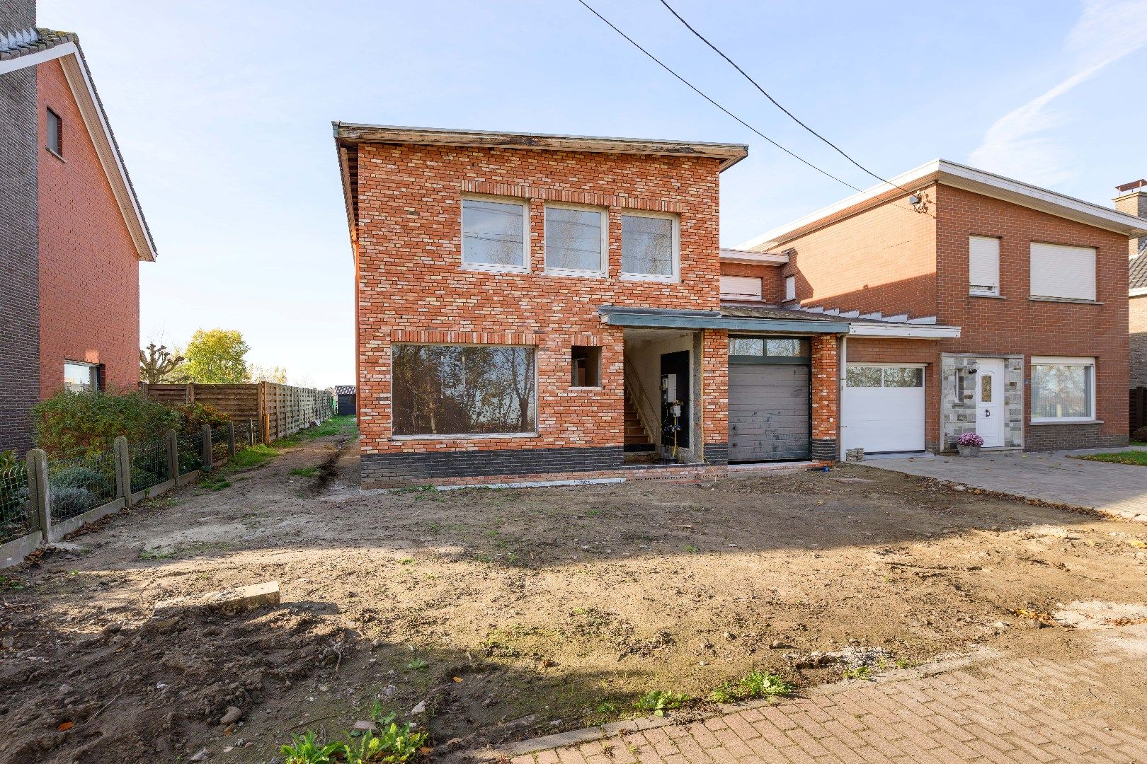 Hoofdfoto van de publicatie: CASCO WONING OP 612 m² GROND - NAAR EIGEN SMAAK AF TE WERKEN