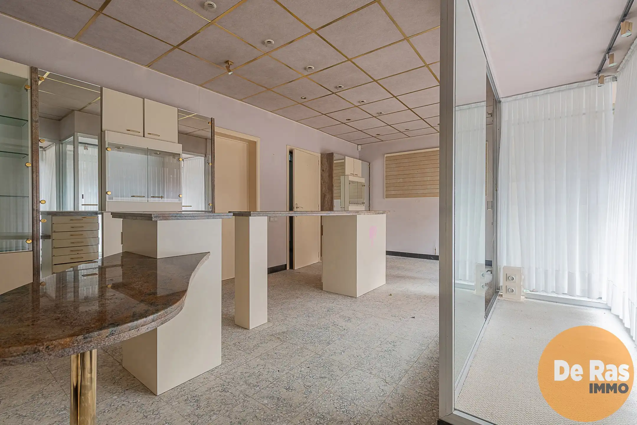 WICHELEN - Woning met handelsruimte aan de Schelde foto 3