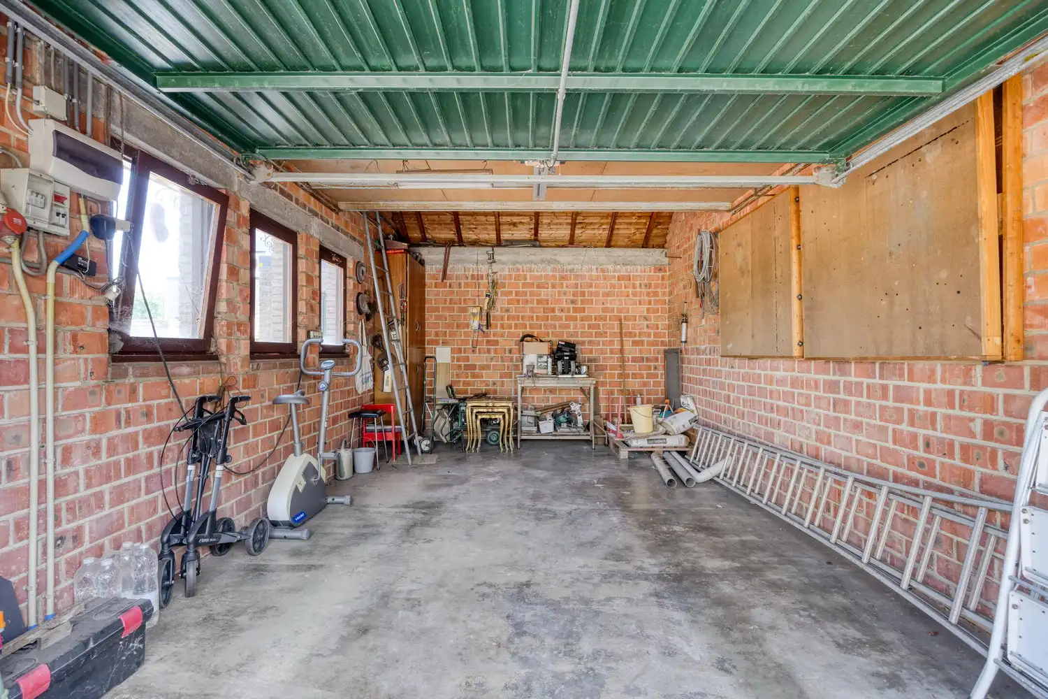 Charmante vrijstaande woning met 4 slaapkamers op een ruim perceel nabij Maaseik foto 38