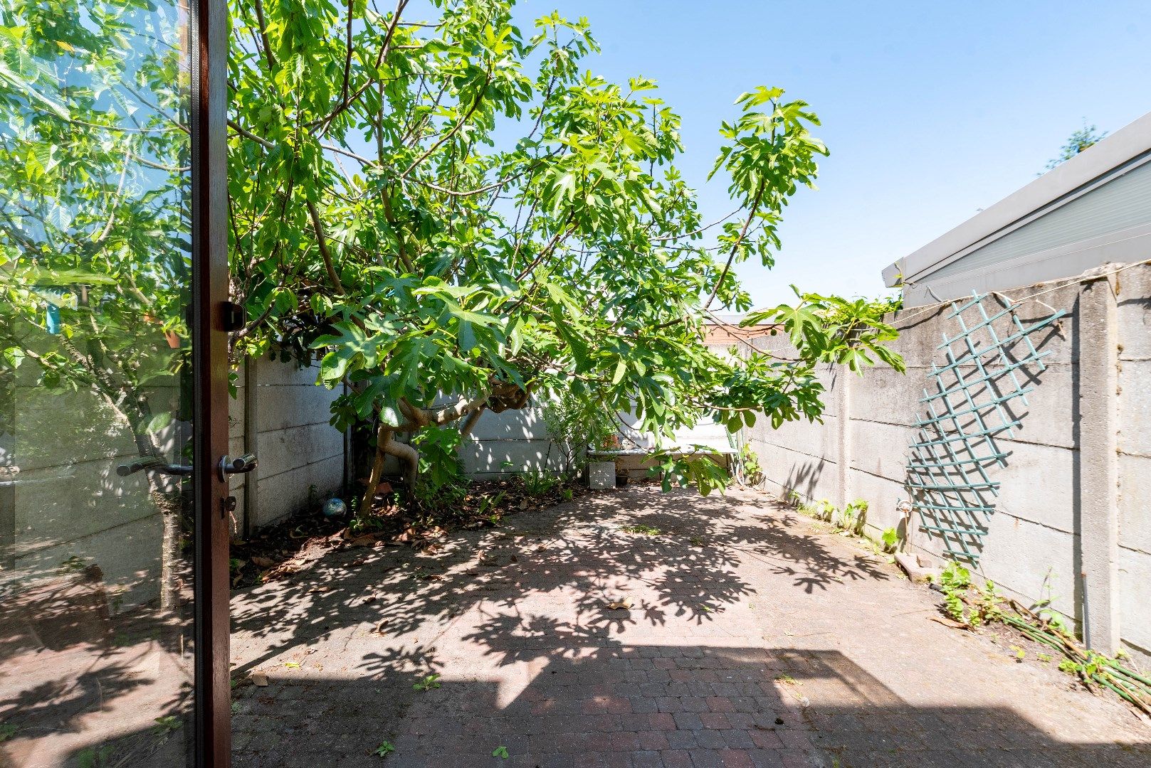 Te renoveren woning op centrale locatie te Hoboken foto 3