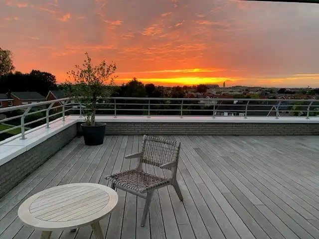 UNIEK EN ZEER HOOGSTAAND AFGEWERKT PENTHOUSE AAN HET STERREBOS foto 23