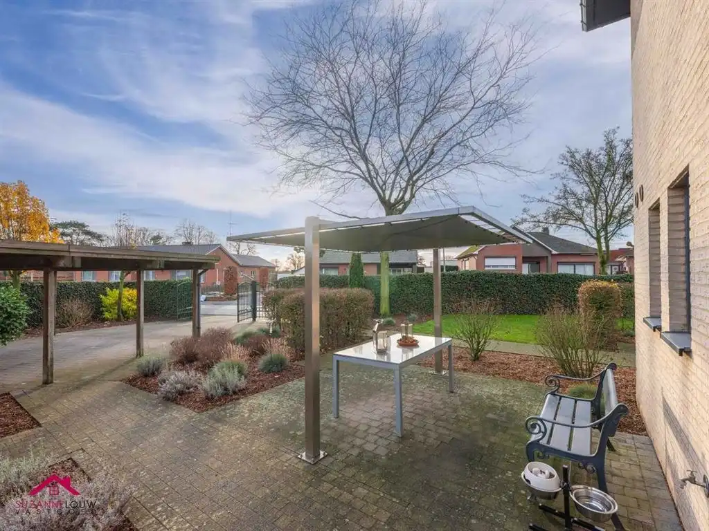 Ruime vrijstaande en instapklare woning in hedendaagse stijl foto 7