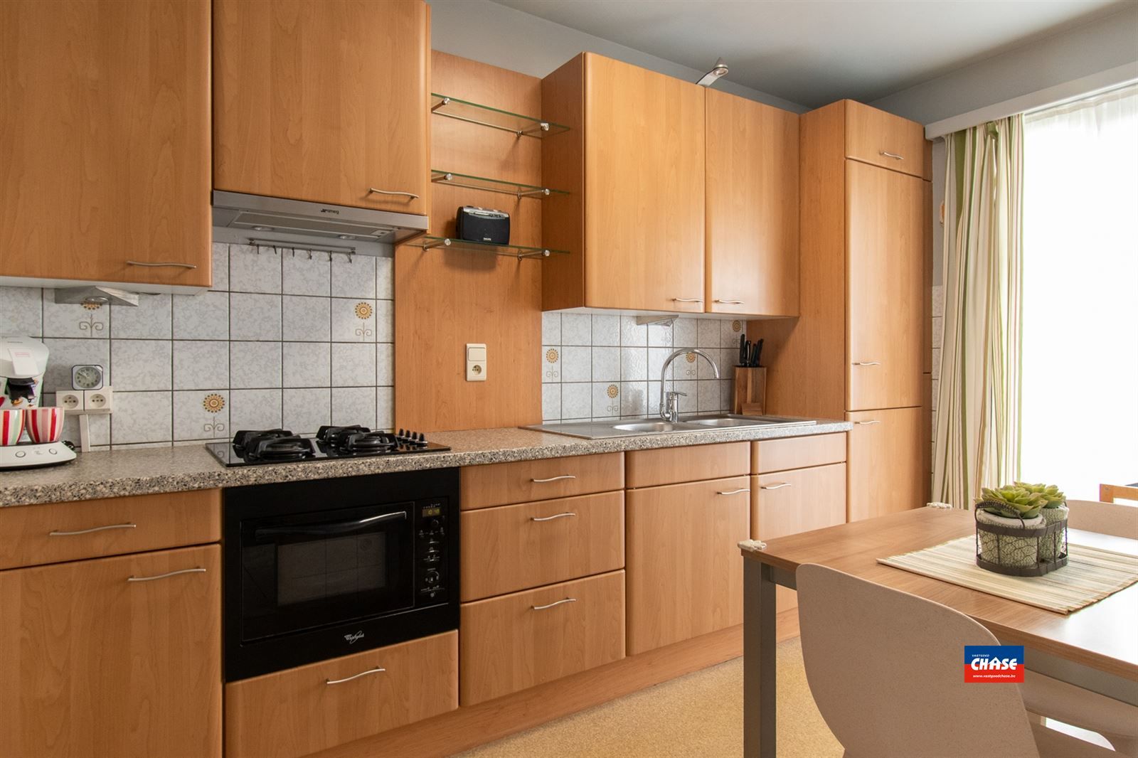 Gelijkvloersappartement met 2 slaapkamers, groot terras en autostaanplaats foto 5