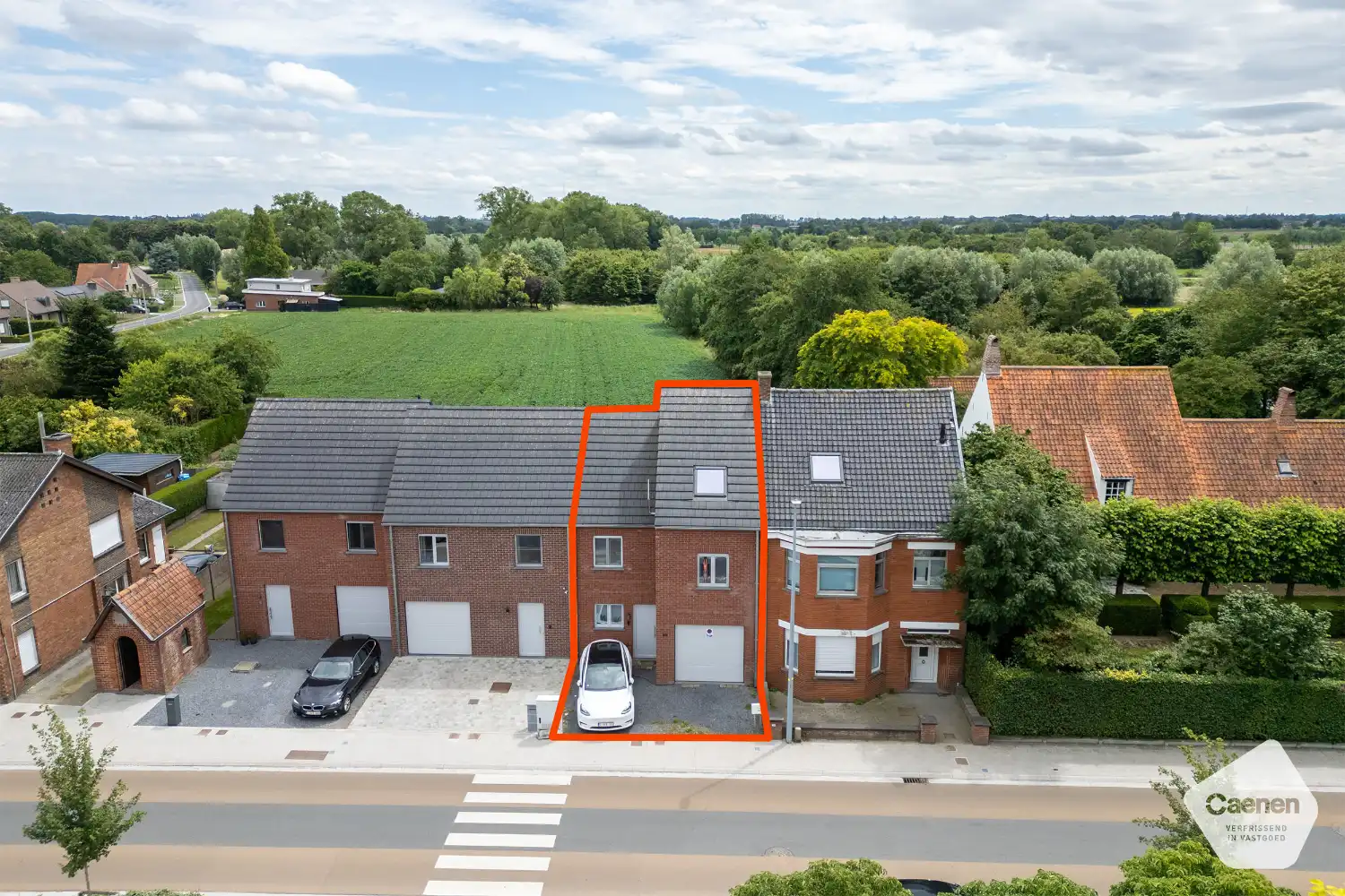 ENERGIEZUINIGE TIJDLOZE RECENTE WONING (BOUWJAAR 2021) MET 4 SLAAPKAMERS EN INPANDIGE GARAGE foto 3