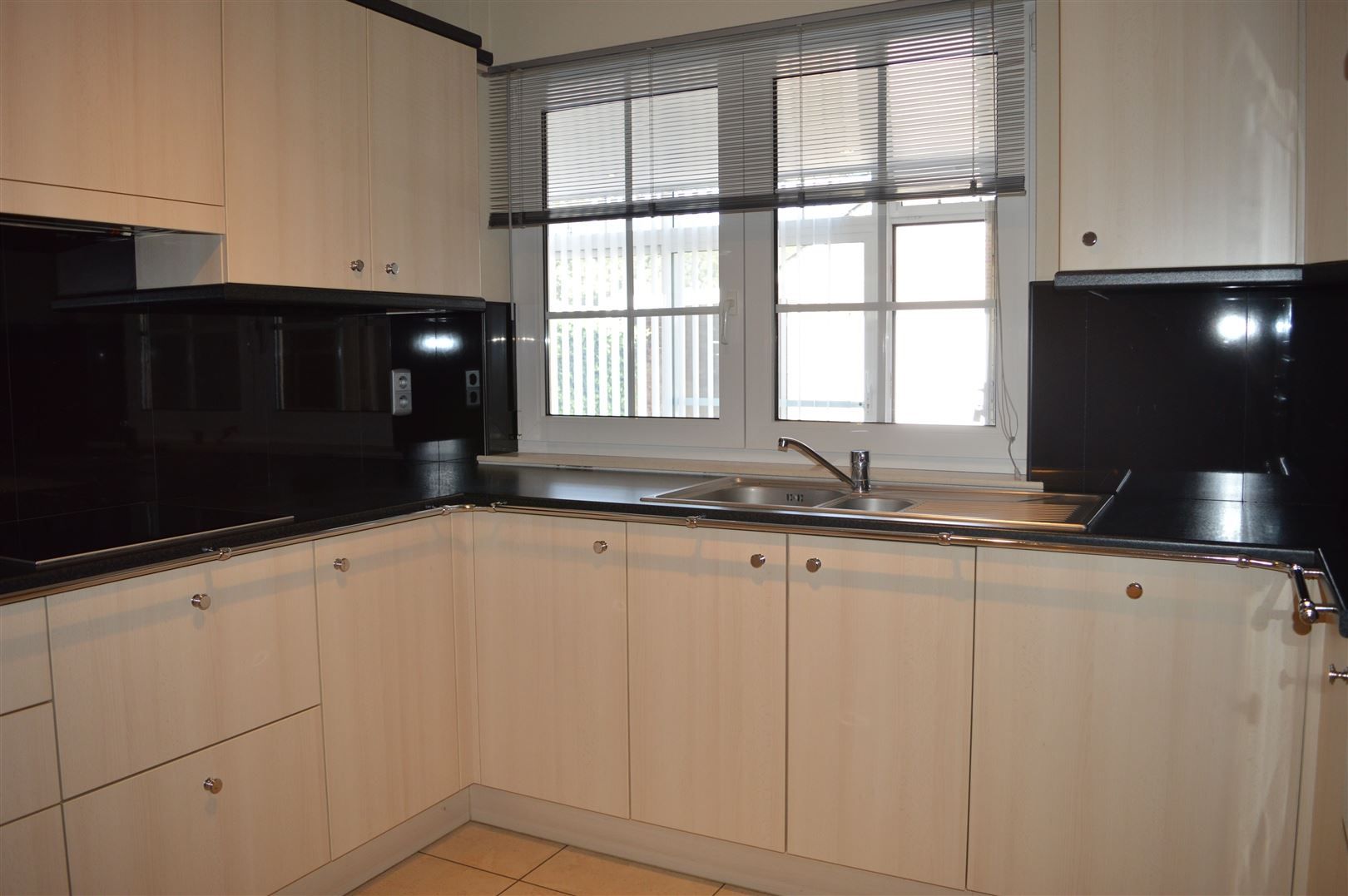 TE HUUR: vrijstaande woning met 4 slaapkamers gelegen te Houthalen-Helchteren! foto 7