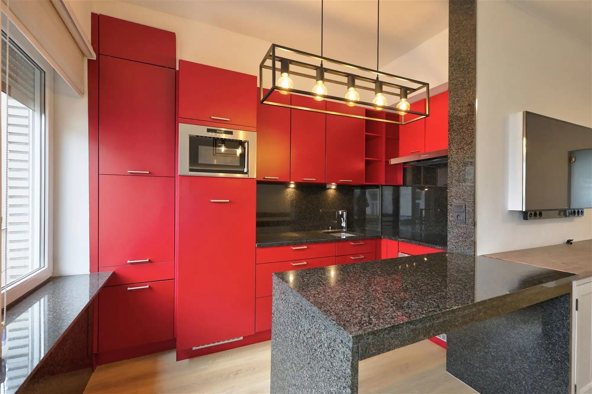 Gemeubeld appartement met ruim terras in centrum Antwerpen foto 4