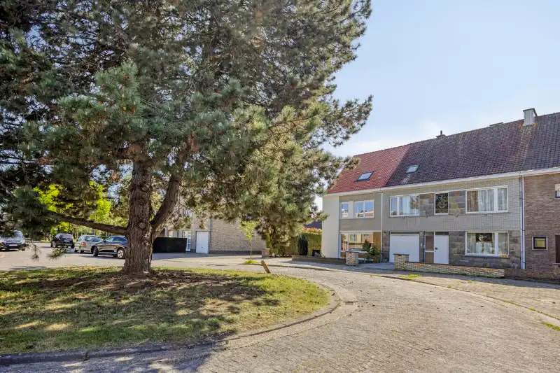 Exclusief wonen in het groen – ruimte, rust in Sint-Amandsberg foto 15