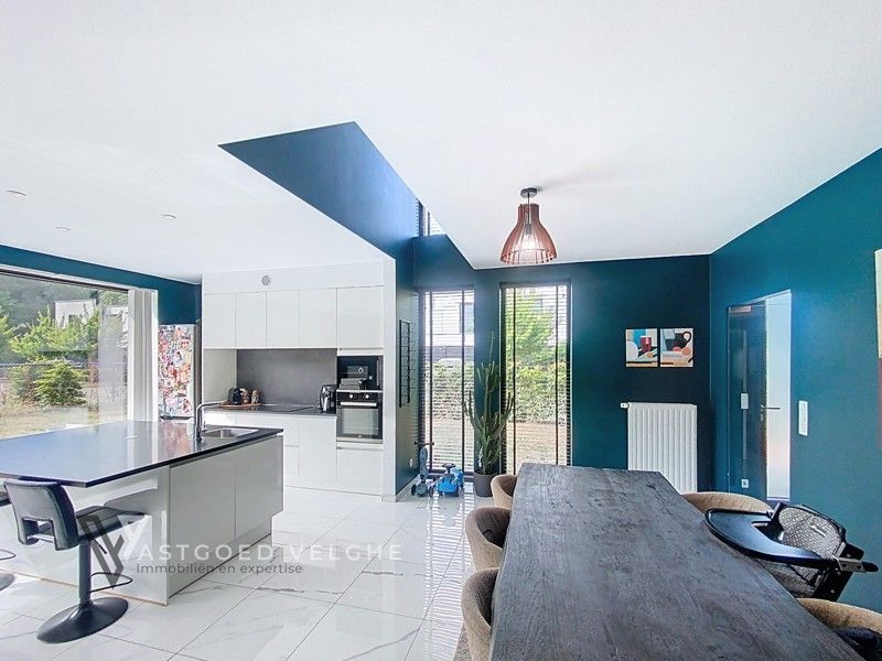 Moderne woning  van 151m² op wandelafstand van het centrum van Genk foto 12
