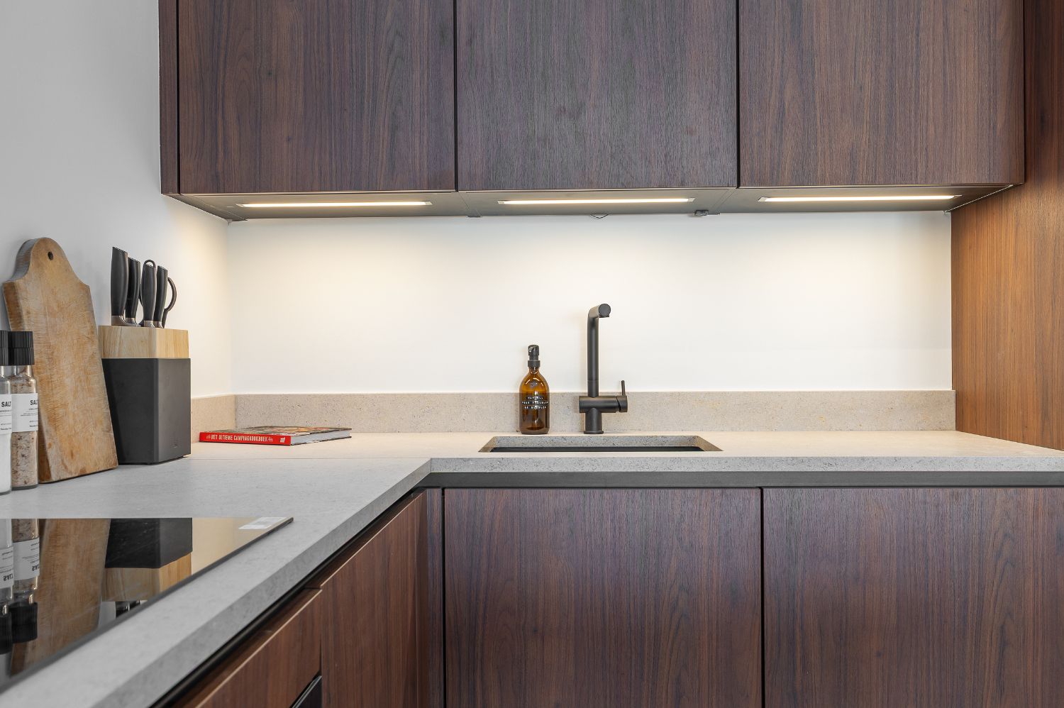 Gerenoveerd appartement met open zicht! foto 8