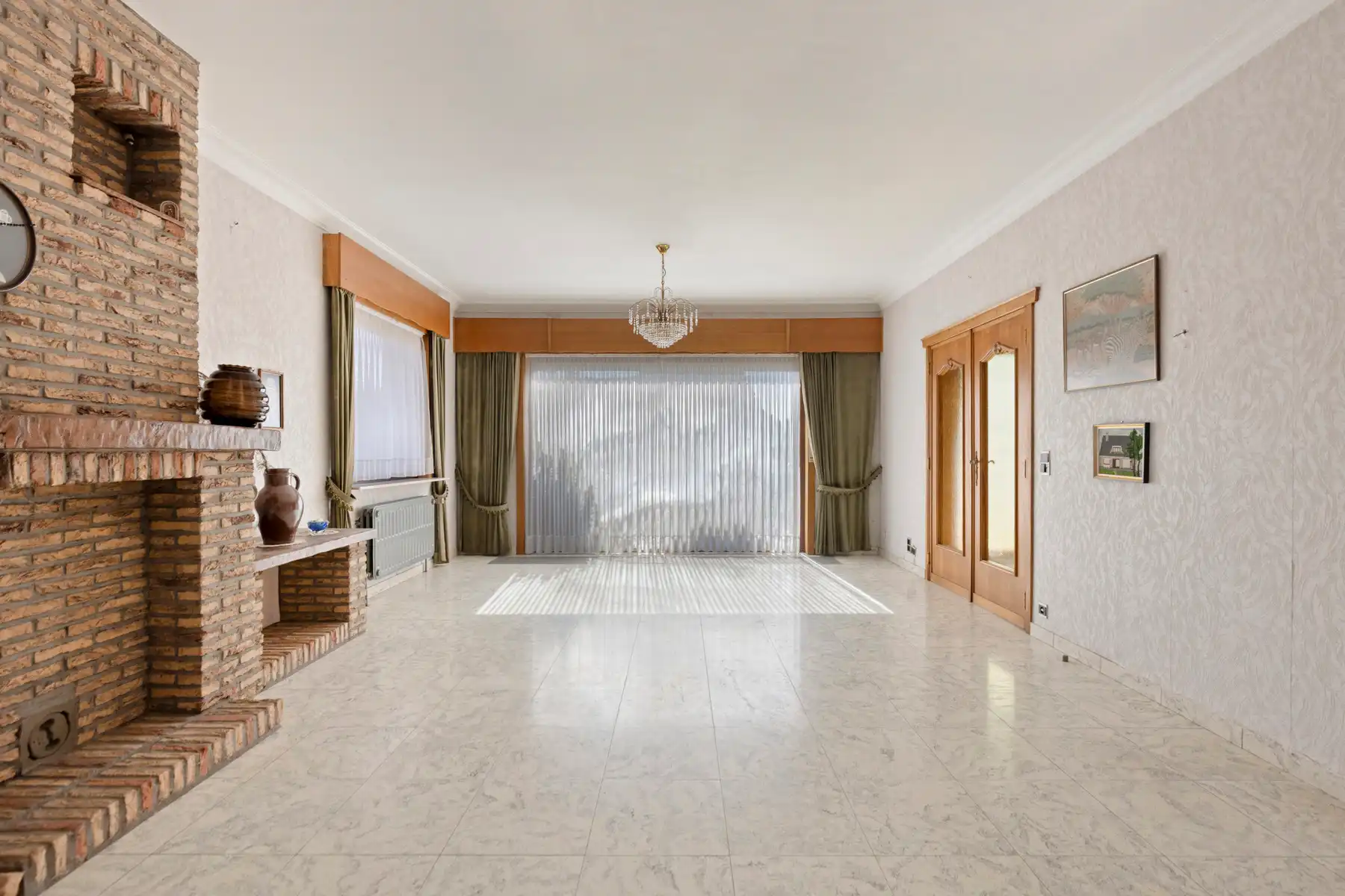 Te renoveren woning met 5 slaapkamers foto 9