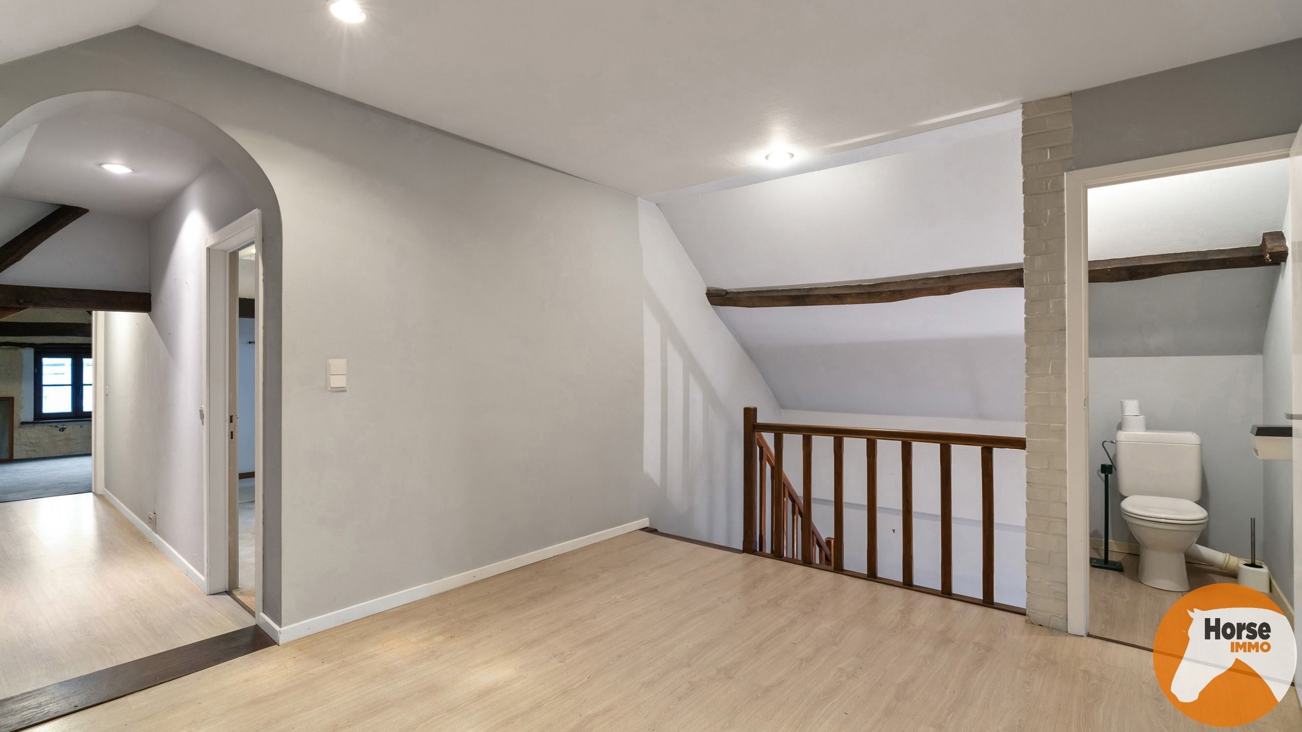 Charmante vierkantshoeve in het landelijke Aaigem op 1515 m² foto 12