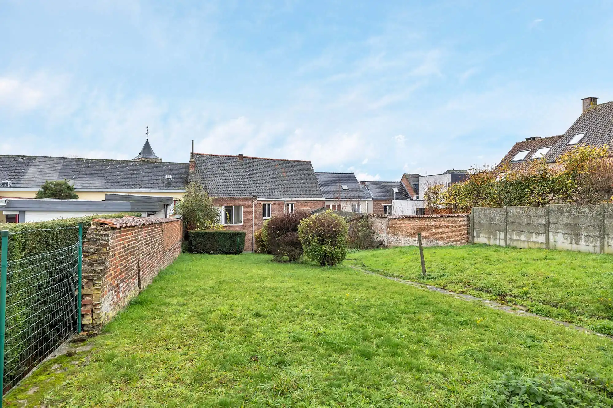 Te renoveren woning op 12a 80ca gelegen in centrum van Gooik foto 24