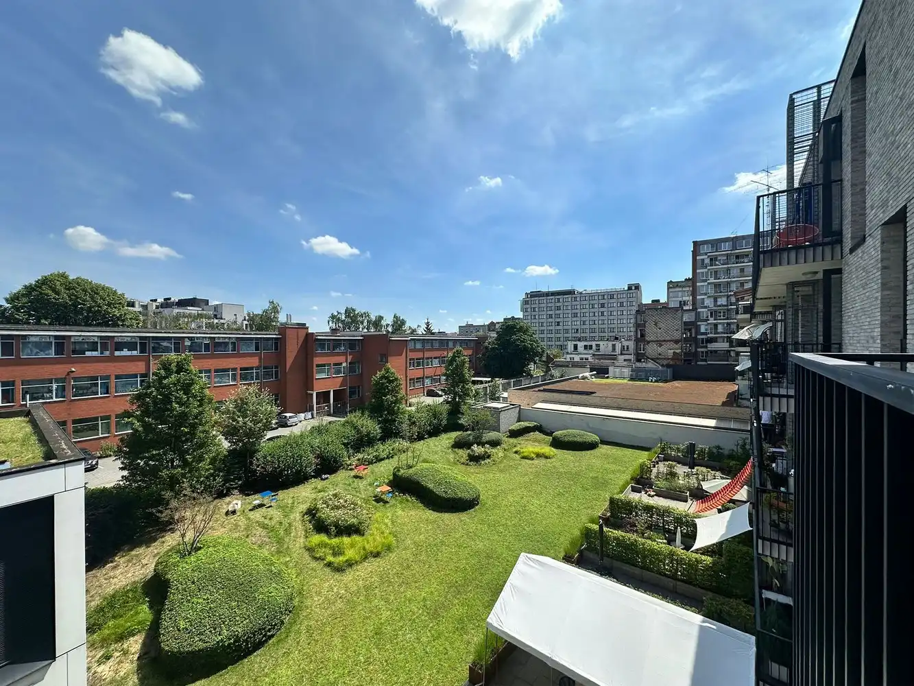 Modern 1 slaapkamer appartement in Antwerpen! foto 7