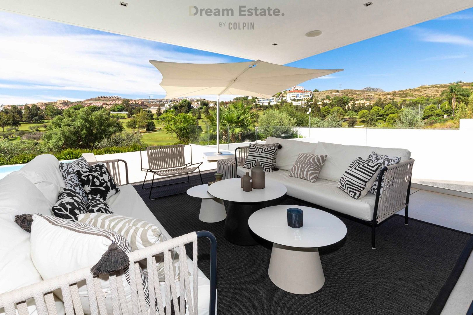 Villa gelegen aan de golf van La Alqueria. foto 13