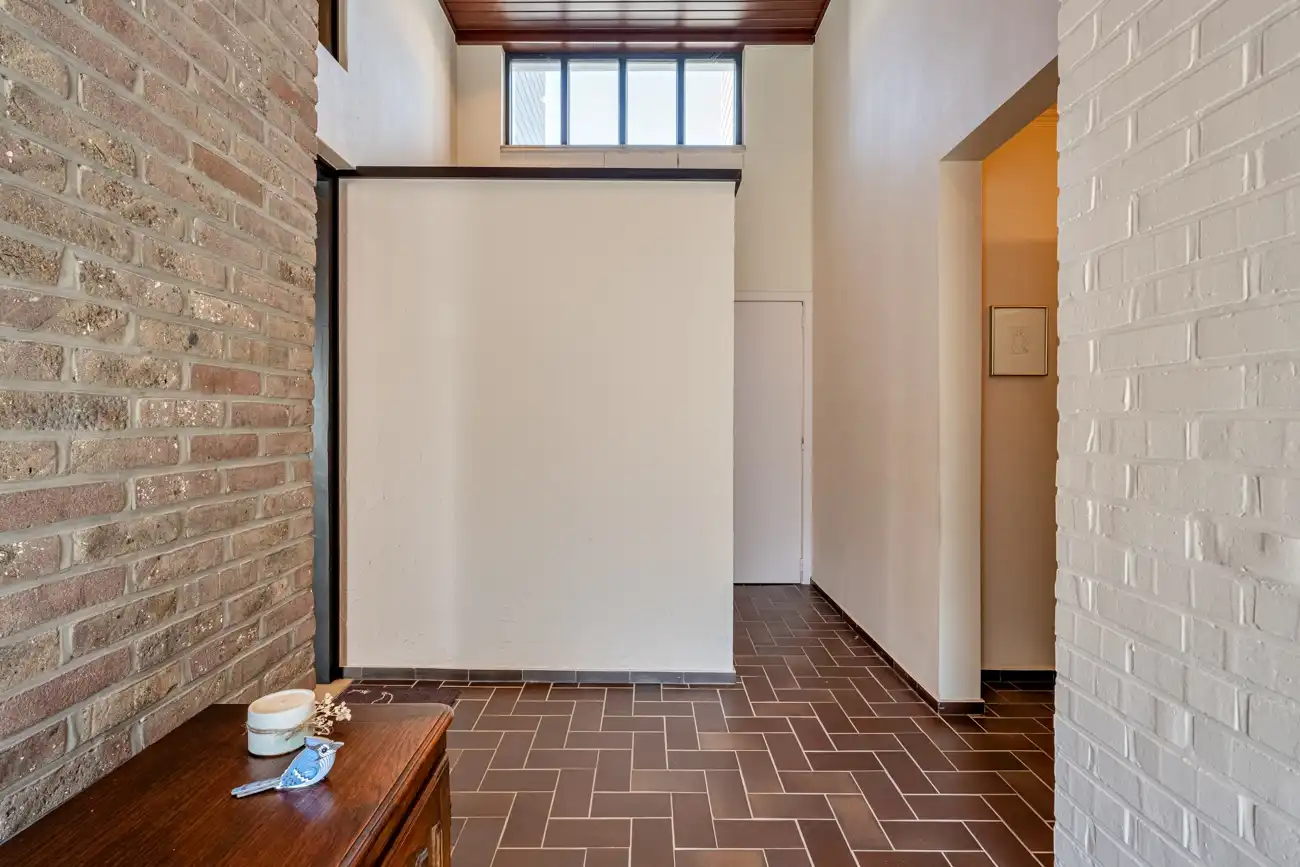 Architecturale gelijkvloerse open woning met inpandige garage op toplocatie nabij het centrum van Lochristi! foto 8