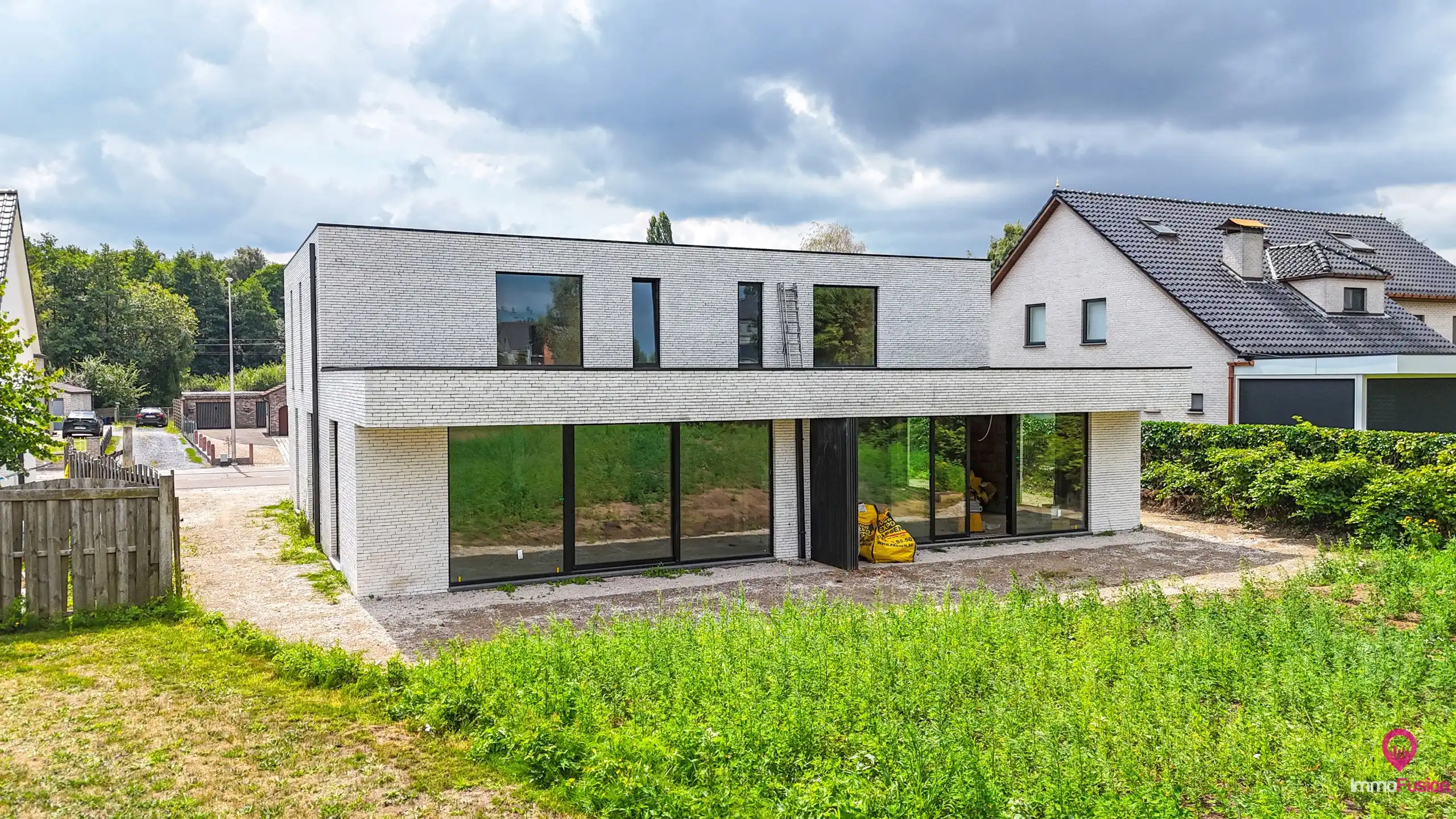 Moderne halfopen Nieuwbouwwoning met grote tuin in Zolder! foto 9