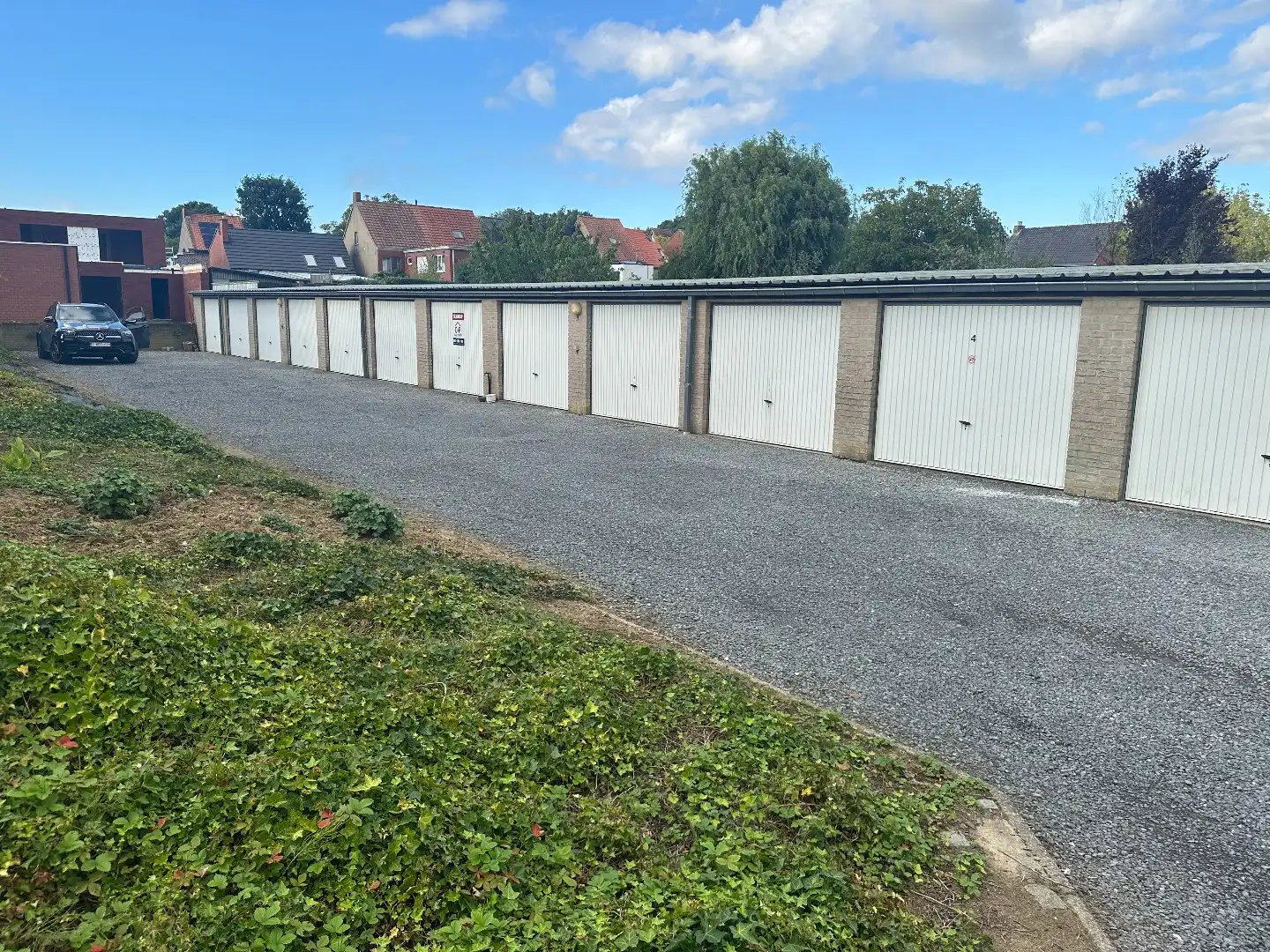 Garage te koop, dicht bij centrum Torhout foto 3