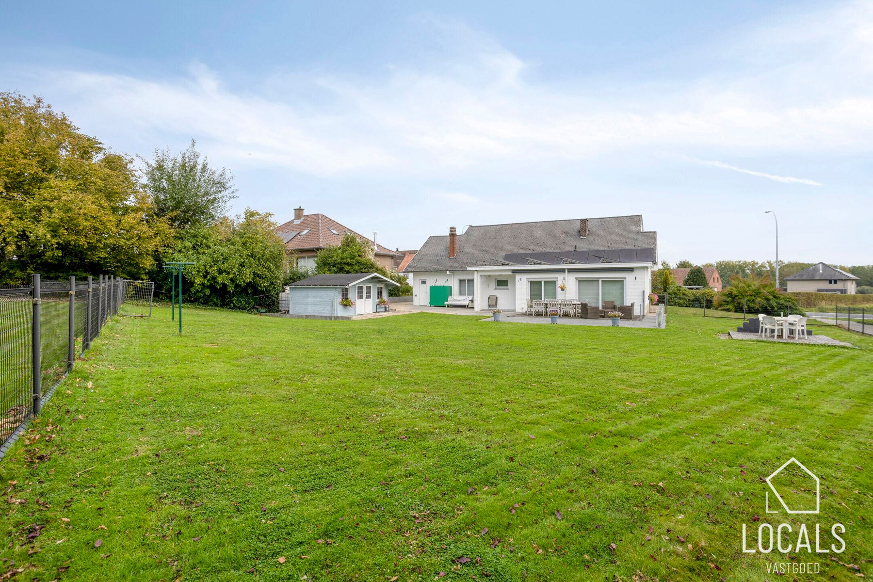 Ruime open bebouwing met grote tuin in Denderwindeke foto 26