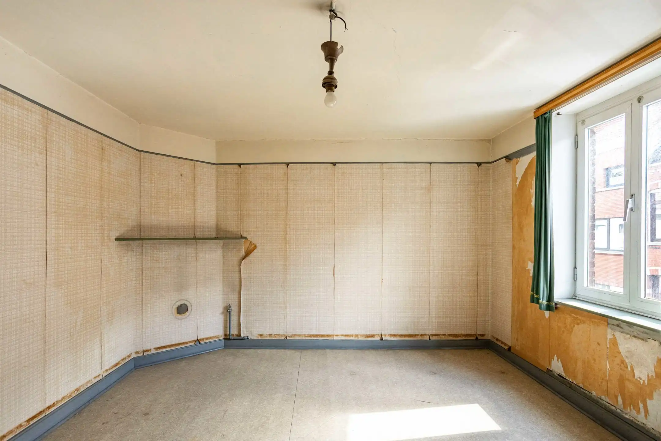 Te renoveren woning met tuin en tal van mogelijkheden foto 17