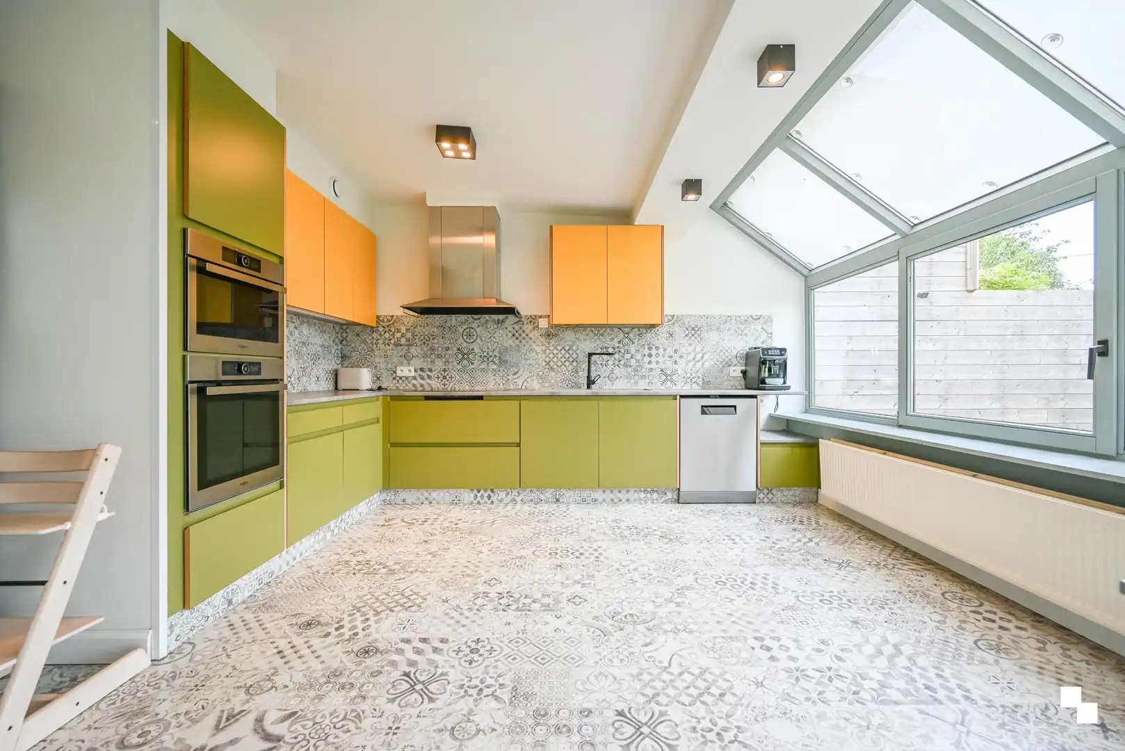 Gerenoveerde energiezuinige halfopen bebouwing foto 8