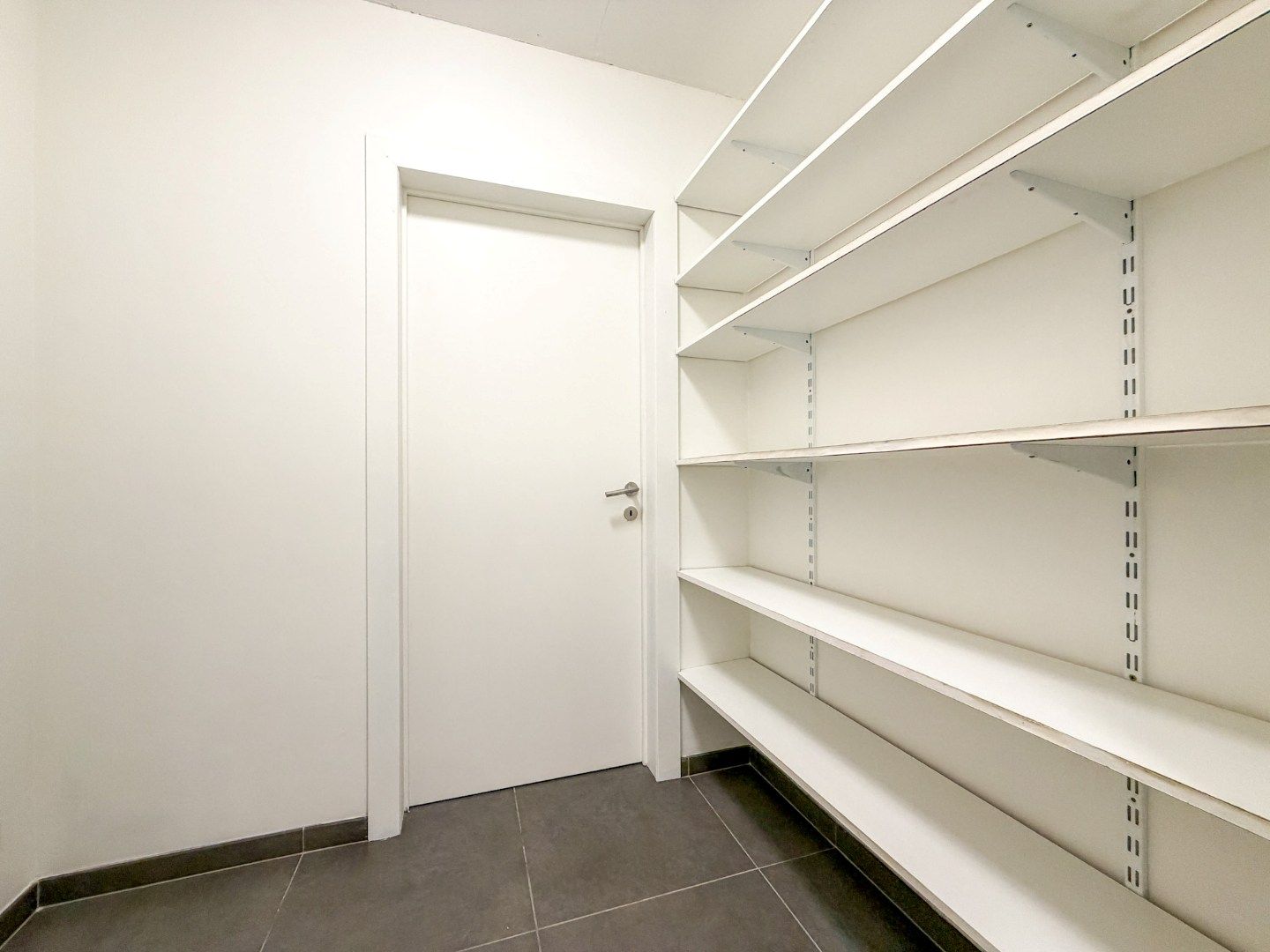 Ruime instapklare woning met tuin, 3 slpk, grote garage/berging (100 m²) te Handzame foto 10