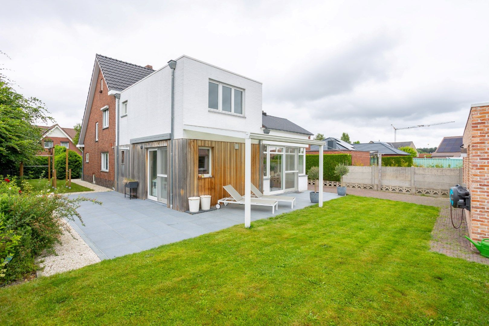 Deze vrijstaande woning gelegen op een perceel van 6a45ca wordt verkocht! foto 27