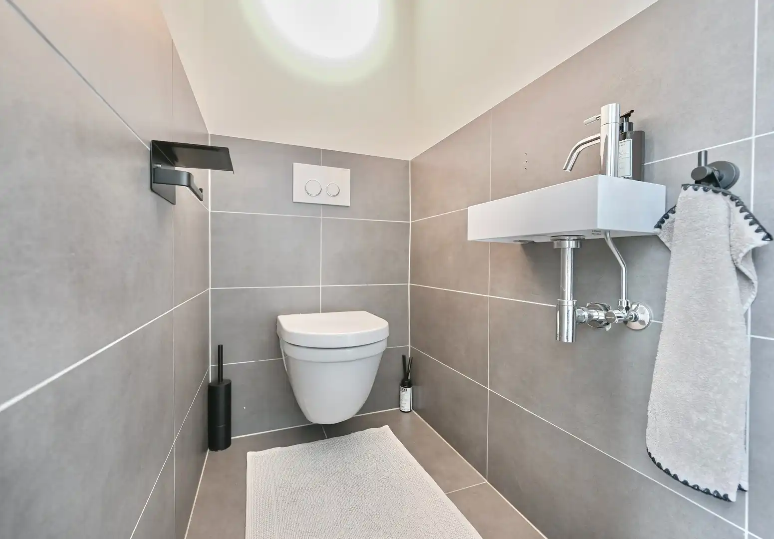 Prachtige villa met zwembad en poolhouse op toplocatie in Breendonk. foto 9