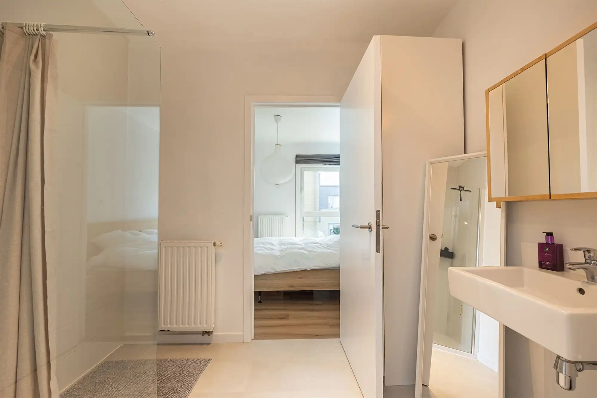 Instapklaar modern hoekappartement met 2 slpk. en terras foto 12