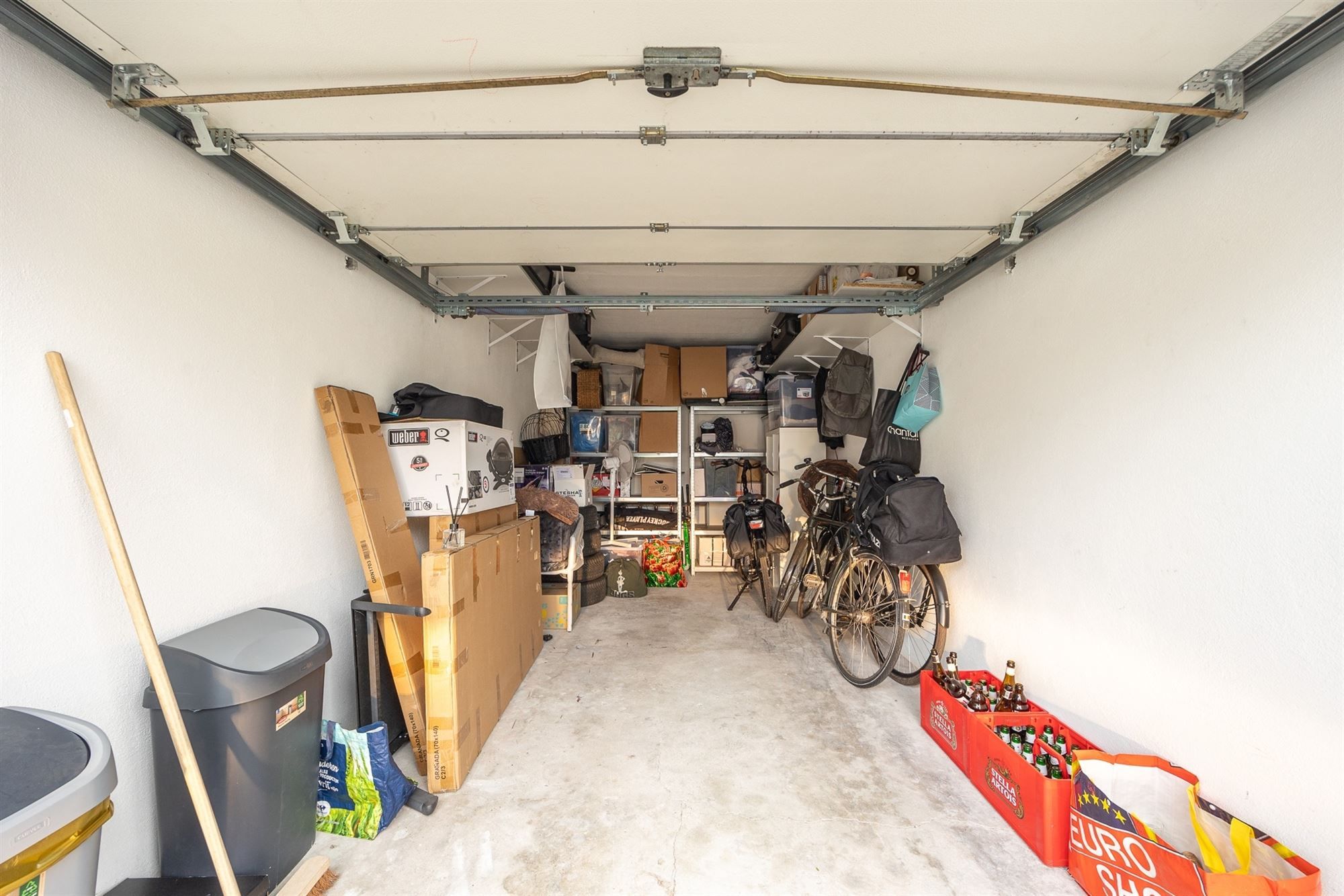 Appartement met twee slaapkamers, terras en garage foto 17