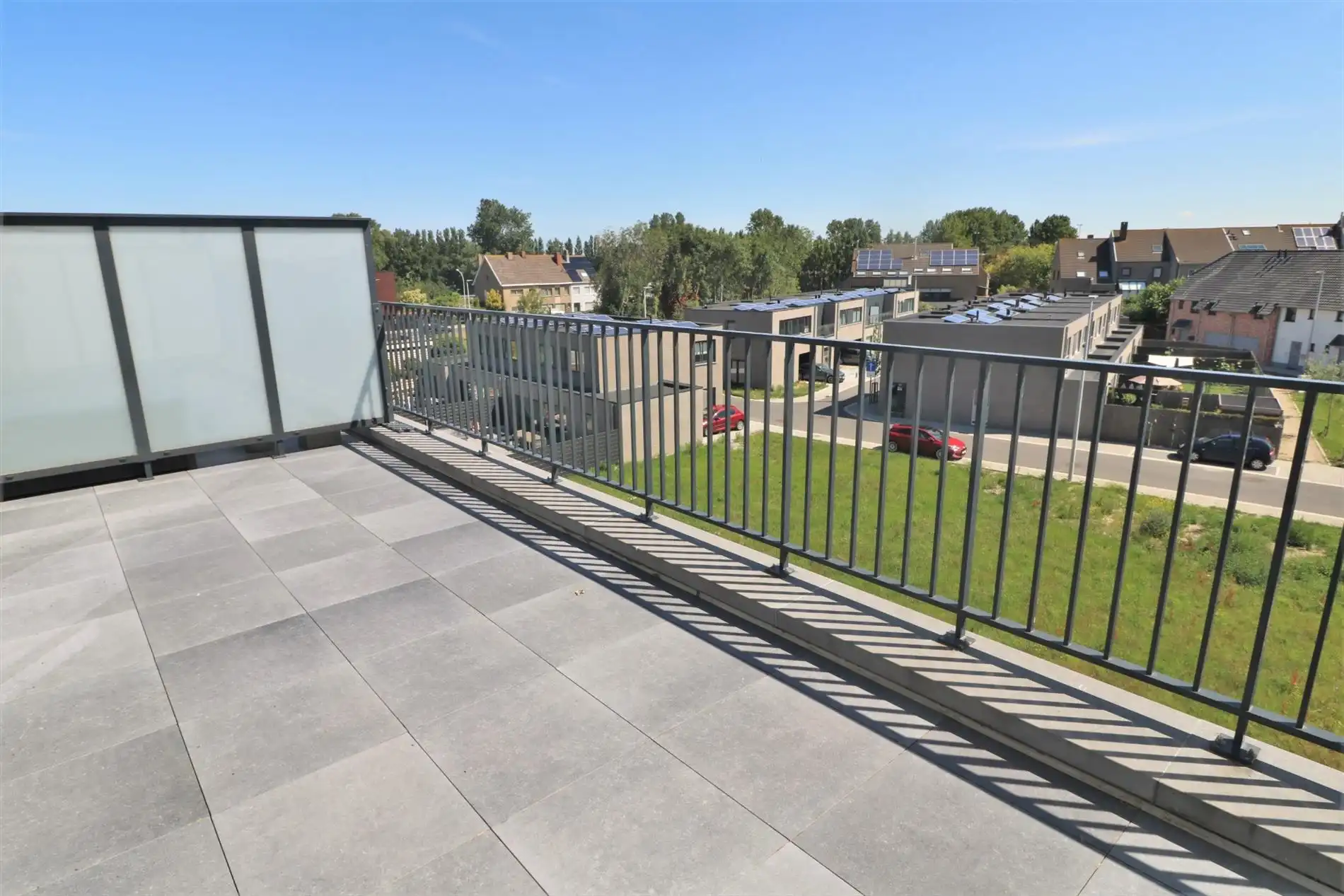 Prachtige penthouse met zonneterrassen (66m²) met fenomenaal zicht op de Spuikom inclusief garagebox ! foto 11