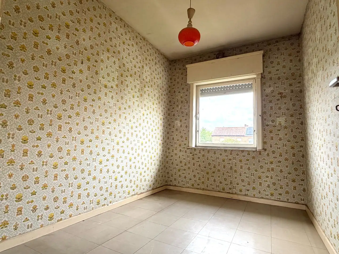 Te renoveren halfopen bebouwing met garage te koop in Harelbeke foto 14