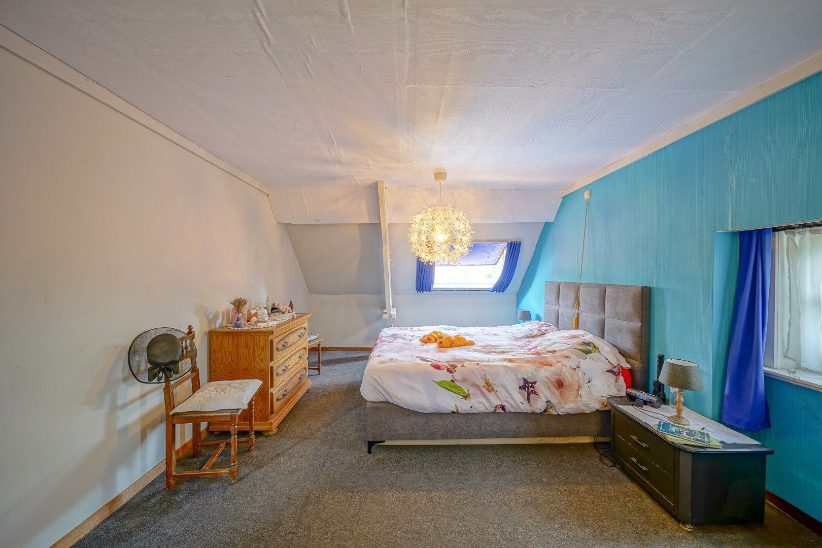 Ruime woning met drie slaapkamers - met loods/garage  foto 15