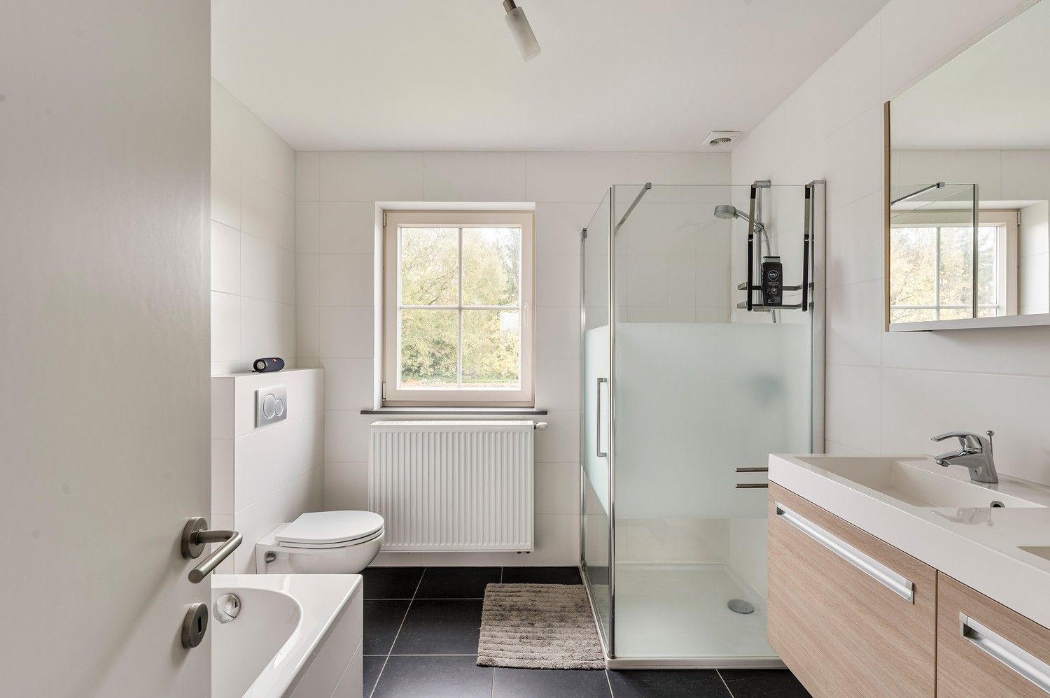 Ruime recente halfopen bebouwing met EPC-A foto 15