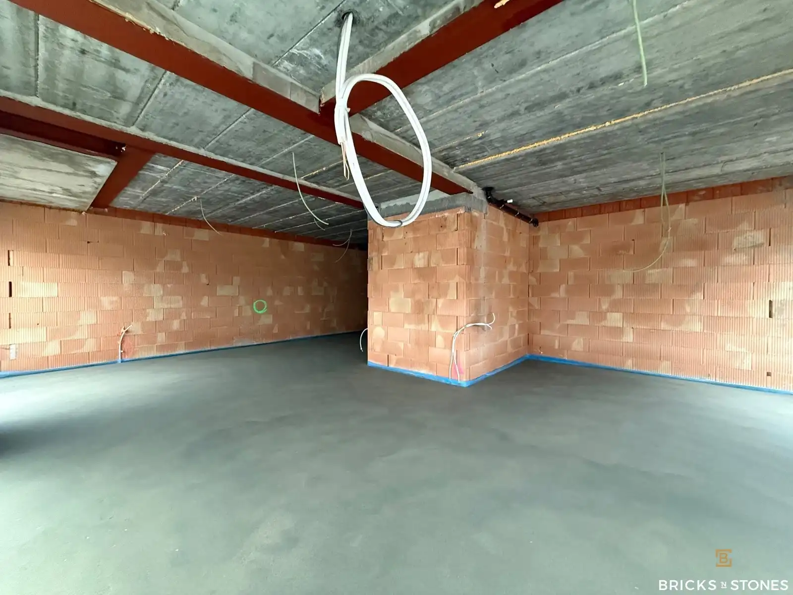 Commercieel hoekpand met uitstekende zichtbaarheid - Merksem foto 3