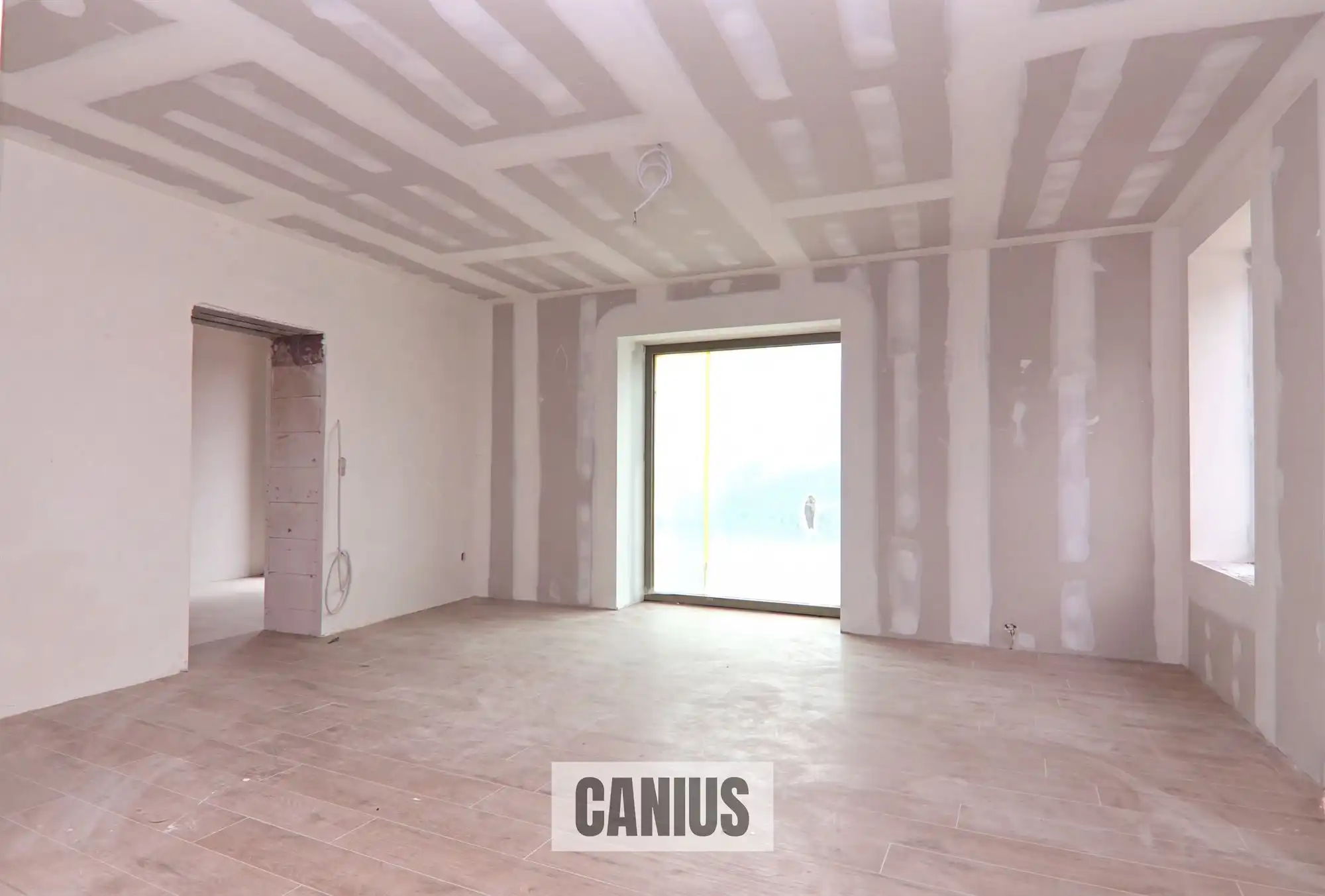 WONEN IN DE PAREL VAN HASPENGOUW foto 2