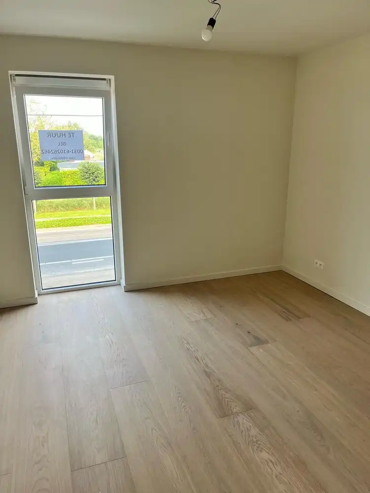 Stijlvol appartement met overdekt terras in Molenbeersel (momenteel verhuurd) foto 10