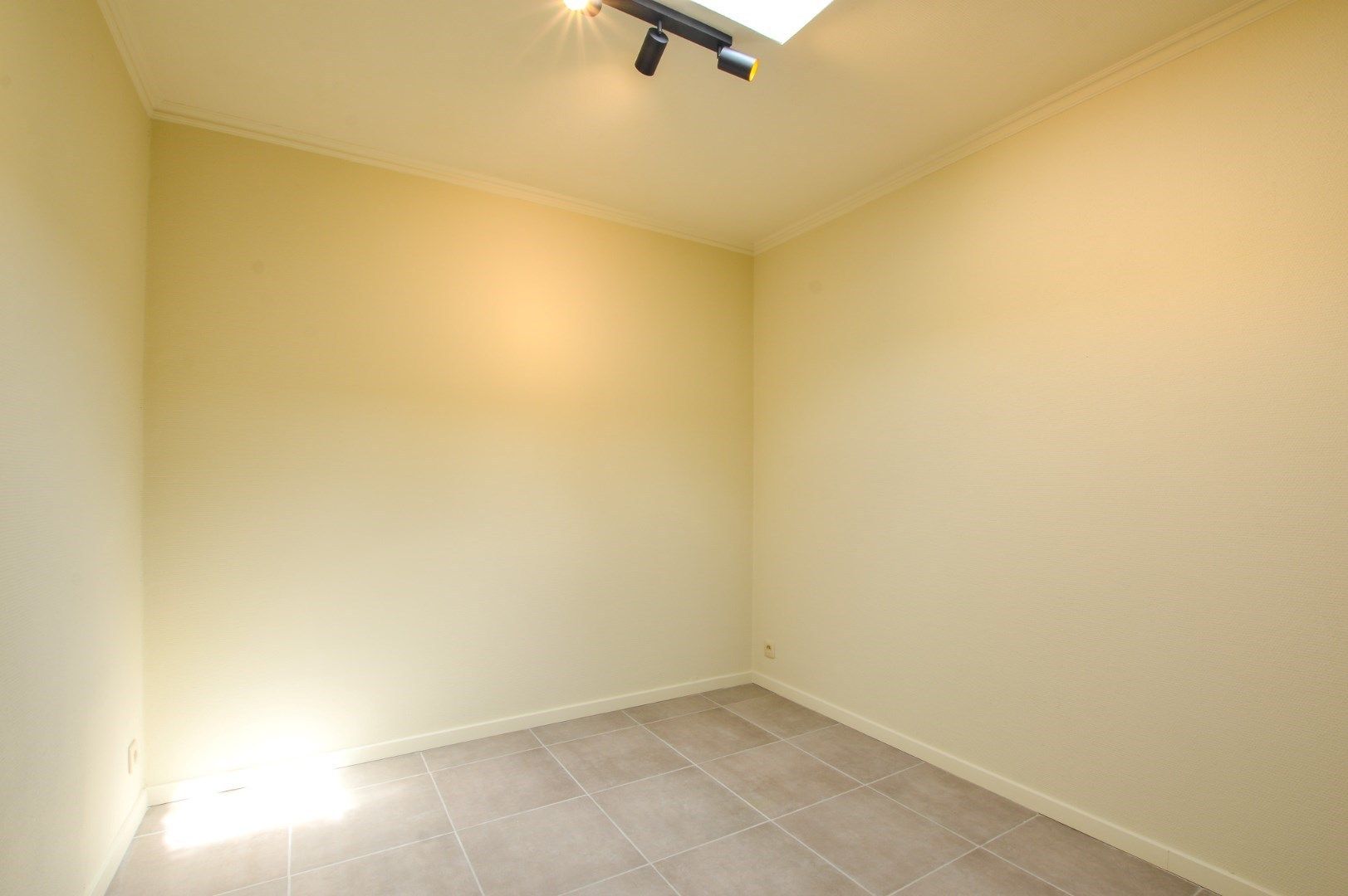 Ruim appartement (146 m²) met 2 slaapkamers in het centrum van Jabbeke foto 12