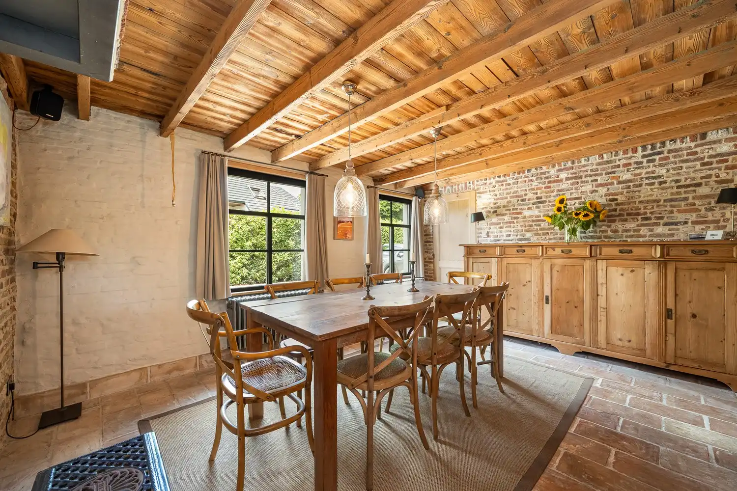Karaktervolle woning met verwarmd zwembad en poolhouse — Verrebroek foto 13