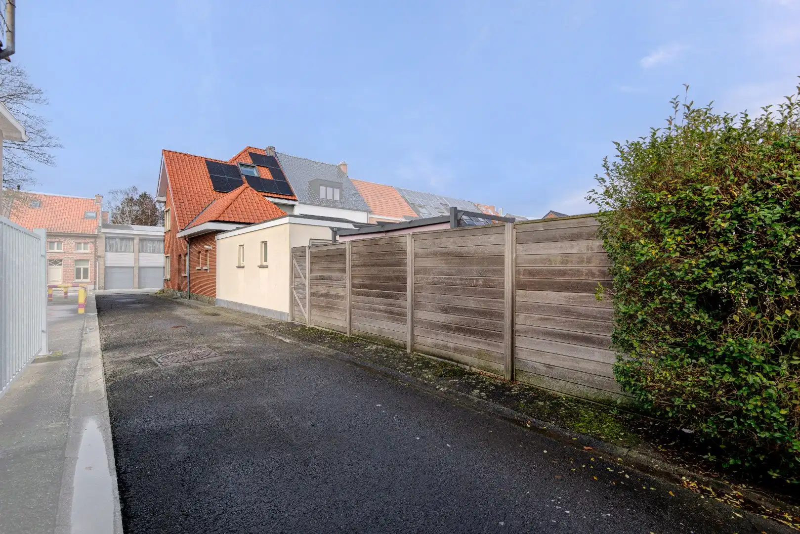 Gerenoveerde halfopen bebouwing met tuin, terras, dubbele garage en 4 slaapkamers in Londerzeel  : OPENDEUR  28/2 VAN 14 TOT 17 UUR foto 2