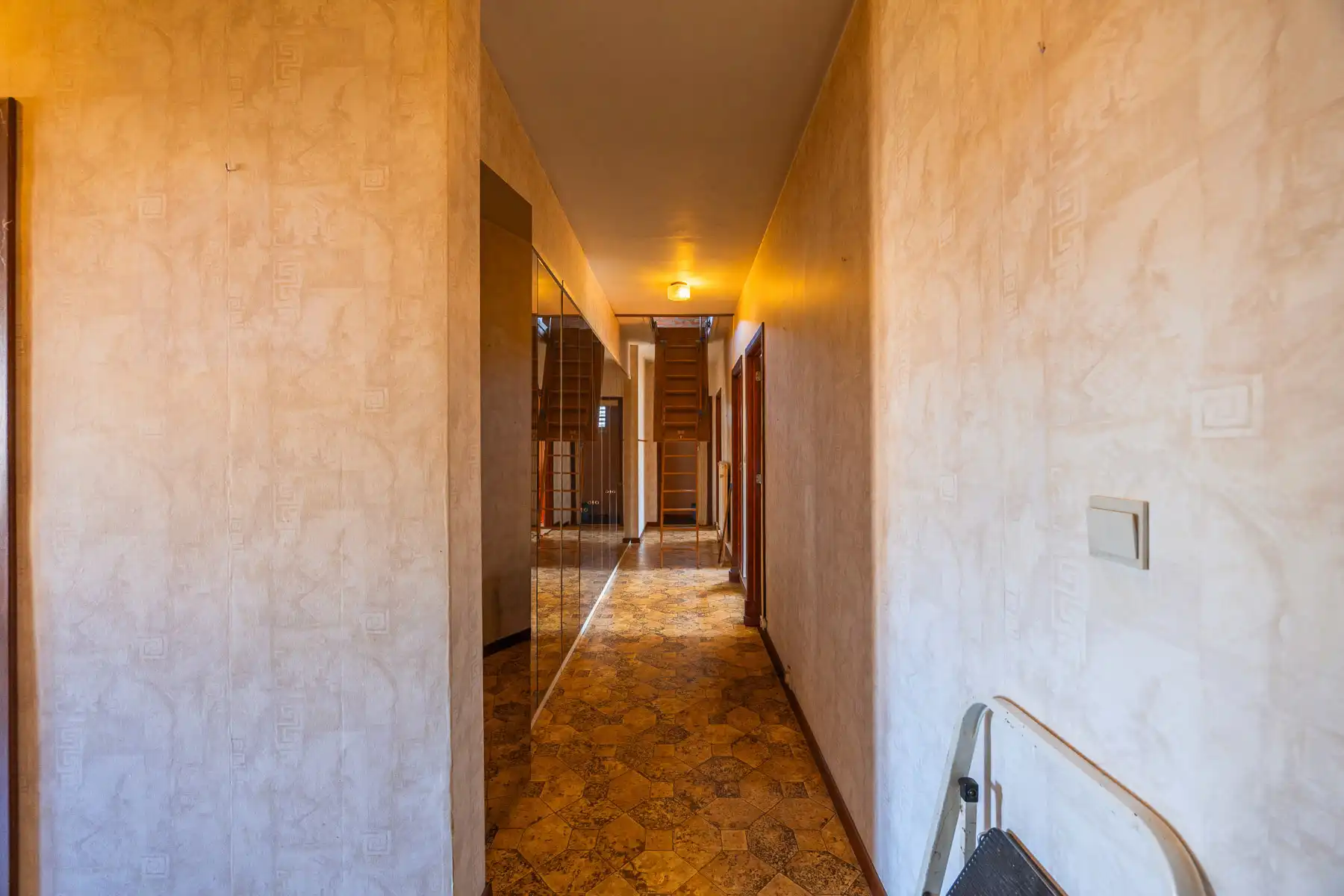 Prachtige woning in rustige wijk nabij groen gebied foto 15