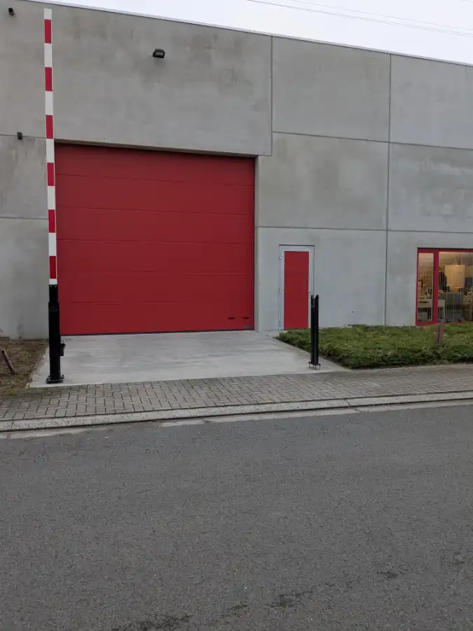 BEDRIJFSGEBOUW / STOCKAGERUIMTE foto 4