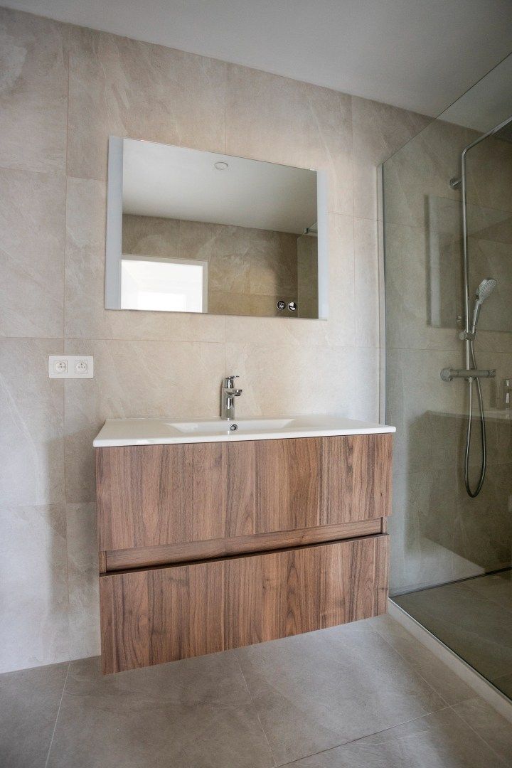 Gerenoveerd appartement met 3 slaapkamers, ruim terras, kelderberging en garagebox – EPC 188 kWh/m² - bewoonbare opp. 98 m² foto 7